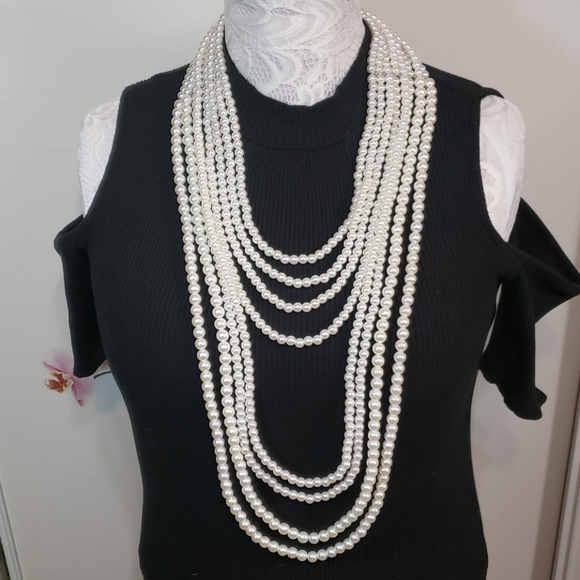 White Faux-Pearl Elongated Necklace Set - Picture 1 of 6